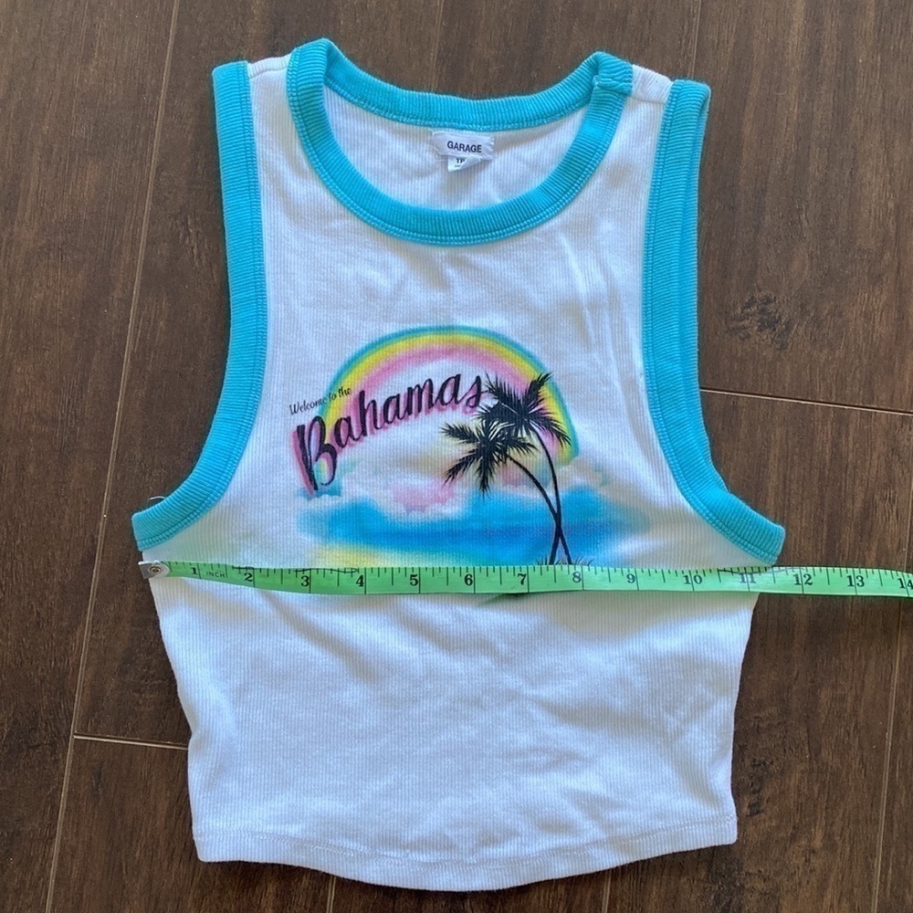 2/$10 Garage White Bahamas Graphic Cropped Tank XS - Picture 4 of 9